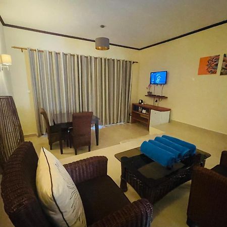 Sun Properties And Resort Hotel Бо-Валлон Экстерьер фото